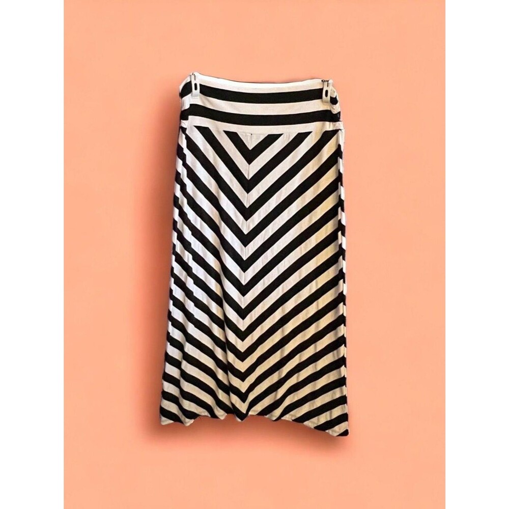 Faded Glory Black and White Striped Maxi Skirt Size XL 16-18